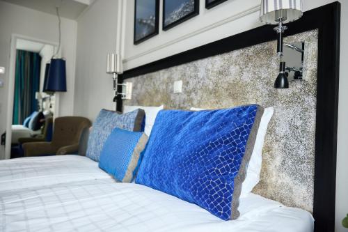 Habitación Doble Pequeña del hotel Absalon. Foto 9