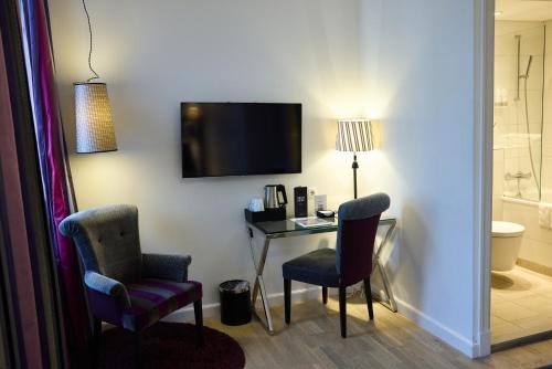 Habitación Doble Pequeña del hotel Absalon. Foto 13