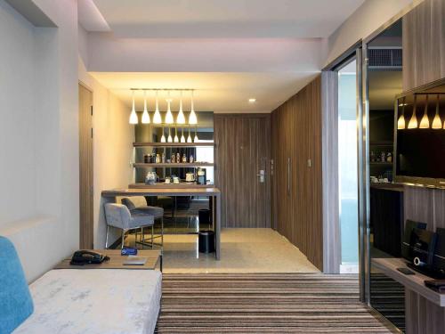 Suite Premier del hotel Novotel Bangkok Impact. Foto 17