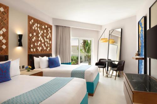 Habitación Preferred Club con vistas al mar - 2 camas grandes del hotel Secrets La Romana All-Inclusive Adult Only Resort & Spa. Foto 5