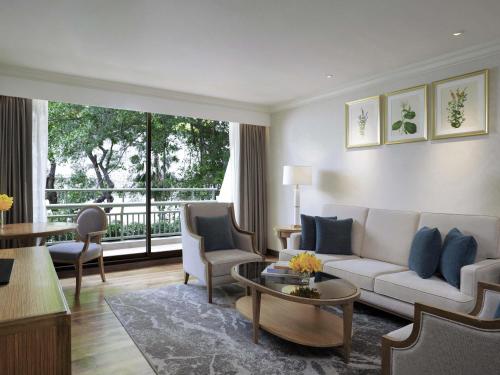 Wellness King Suite - Club Access del hotel Mövenpick Bdms Wellness Resort Bangkok. Foto 1
