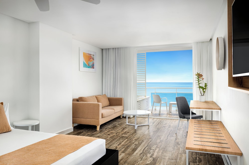 Sun Club Master Suite Ocean View King del hotel Sunscape Dominicus La Romana - All Inclusive