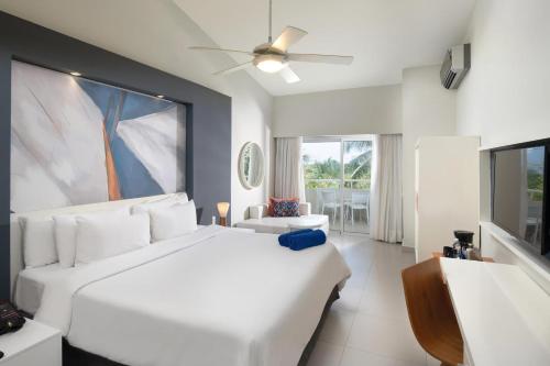 Alojamiento Essentia con jardín del hotel Emotions By Hodelpa - Juan Dolio - All Inclusive