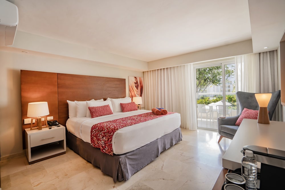 Superior Adults Only Room del hotel Emotions By Hodelpa Puerto Plata