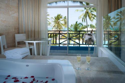 Suite Nupcial del hotel Punta Cana Princess Adults Only - All Inclusive. Foto 9