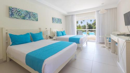 Habitación Comfort Deluxe con vistas a la piscina del hotel Vista Sol Punta Cana Beach Resort and Spa - All Inclusive