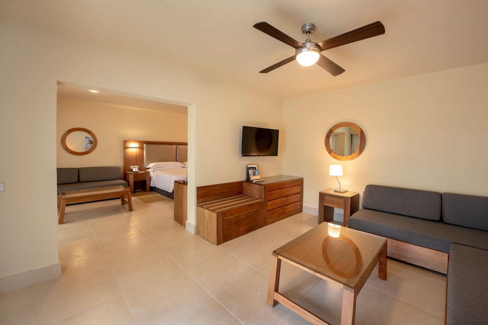 Junior Suite Familiar del hotel Occidental Punta Cana - All Inclusive. Foto 1