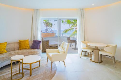 Suite Platinum Luna de Miel - Solo para adultos del hotel Grand Bavaro Princess - All Inclusive. Foto 2