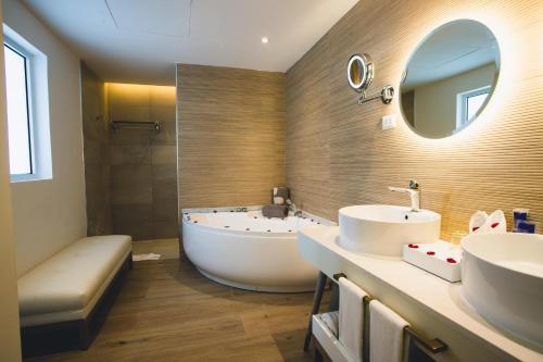 Suite Platinum Luna de Miel - Solo para adultos del hotel Grand Bavaro Princess - All Inclusive. Foto 7