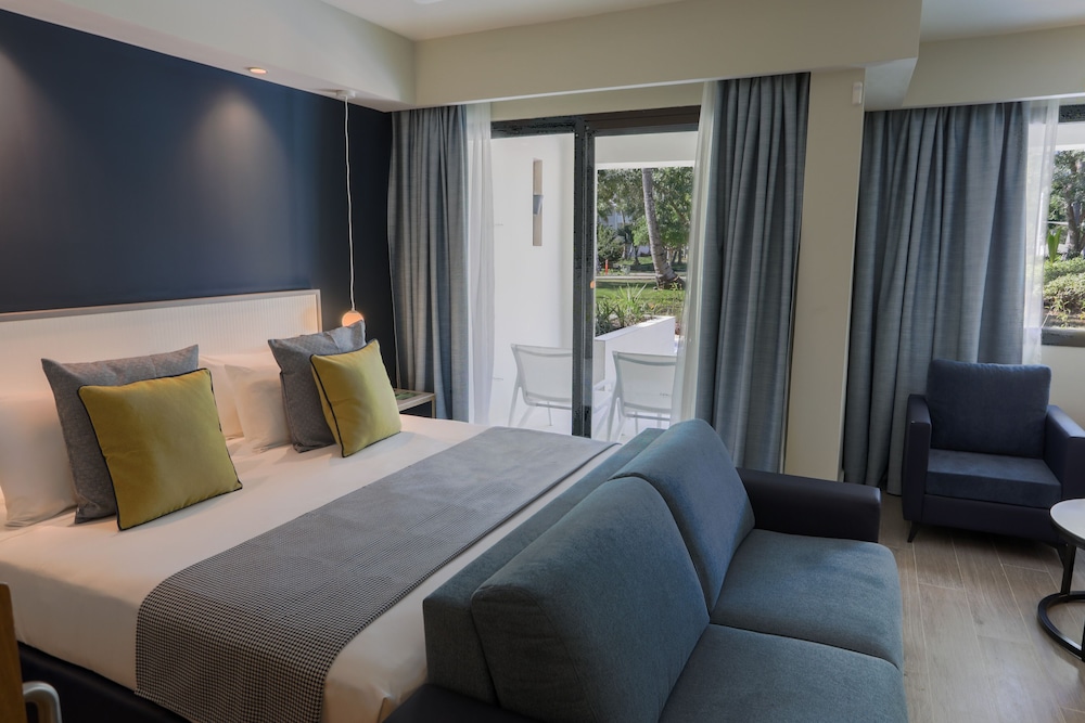 Privileged Deluxe Junior Suite Swim Up del hotel Catalonia Punta Cana - All Inclusive