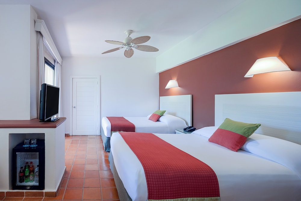 Suite junior del hotel Catalonia Punta Cana - All Inclusive. Foto 1