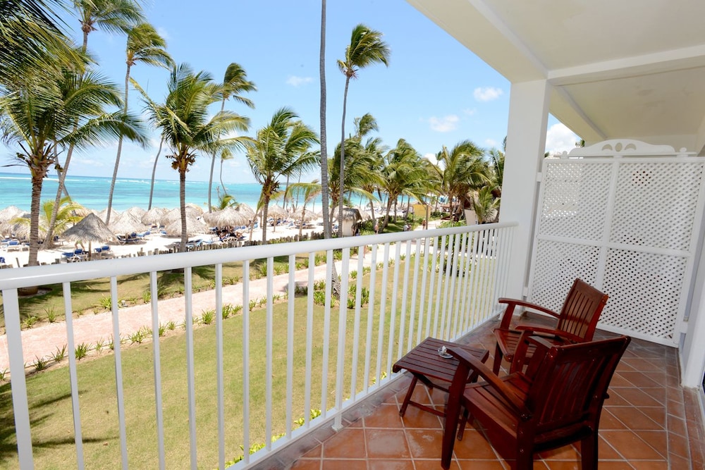 FRONT OCEAN SUITE del hotel Vik Arena Blanca. Foto 1