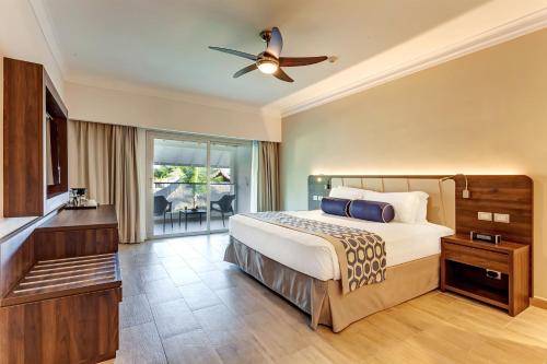 Suite Presidencial Diamond Club de lujo con 1 dormitorio y jacuzzi del hotel Royalton Splash Punta Cana, An Autograph Collection All-inclusive Resort and Casino. Foto 7