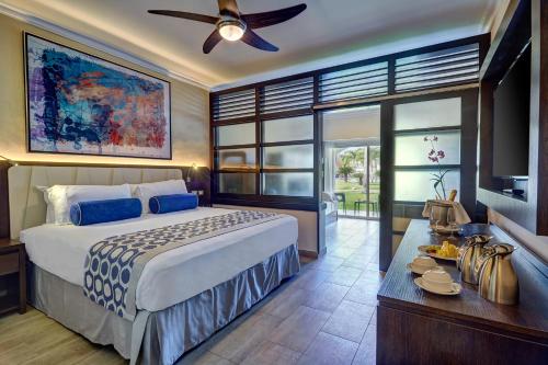 Habitación familiar de lujo Diamond Club del hotel Royalton Splash Punta Cana, An Autograph Collection All-inclusive Resort and Casino. Foto 8