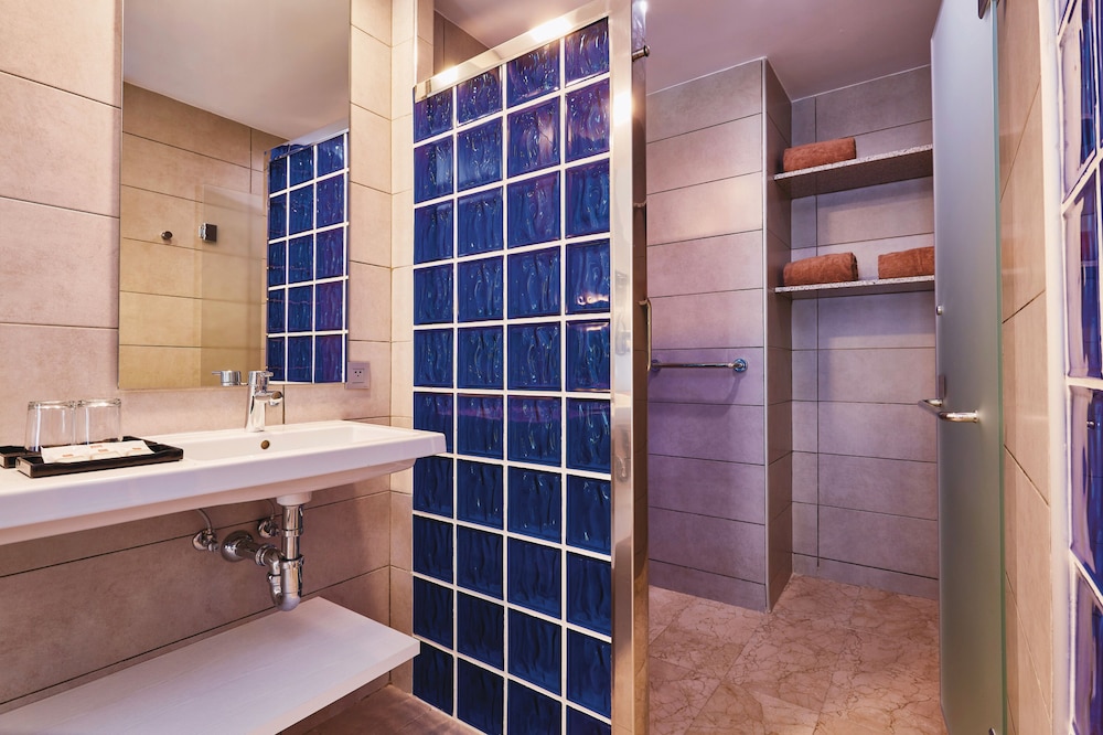 Habitación familiar del hotel Riu Bambu - All Inclusive. Foto 4