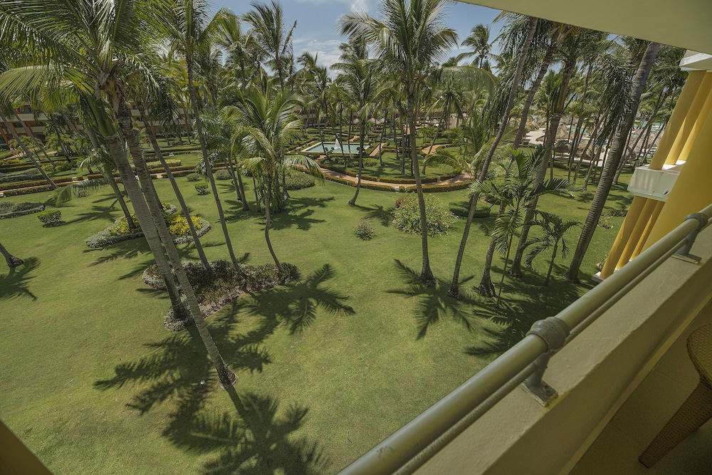 Prémium piso alto del hotel Iberostar Waves Dominicana - All Inclusive. Foto 4