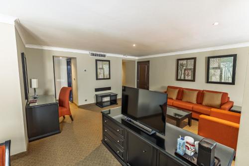 Suite Junior del hotel Dominican Fiesta Hotel, Trademark By Wyndham. Foto 1