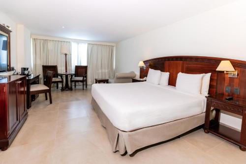 Executive del hotel Dominican Fiesta Hotel, Trademark By Wyndham