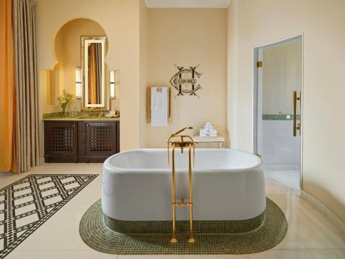 Agatha Christie Suite Nile View del hotel Sofitel Legend Old Cataract Aswan