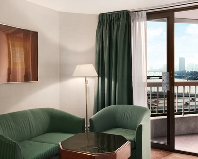 Habitación Esquinera Doble con vistas a la ciudad - 2 camas del hotel Ramses Hilton. Foto 1
