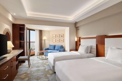 Habitación doble con 2 camas Deluxe con vistas a la ciudad del hotel Ramses Hilton
