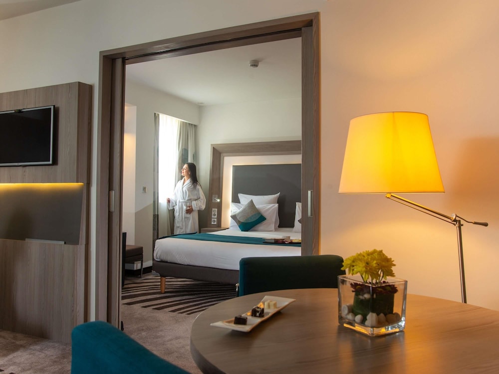 Superior Suite with 1 king - size bed del hotel Novotel Cairo Airport. Foto 8