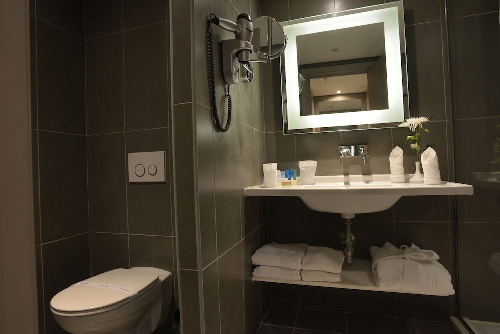 Superior Suite with 1 king - size bed del hotel Novotel Cairo Airport. Foto 13