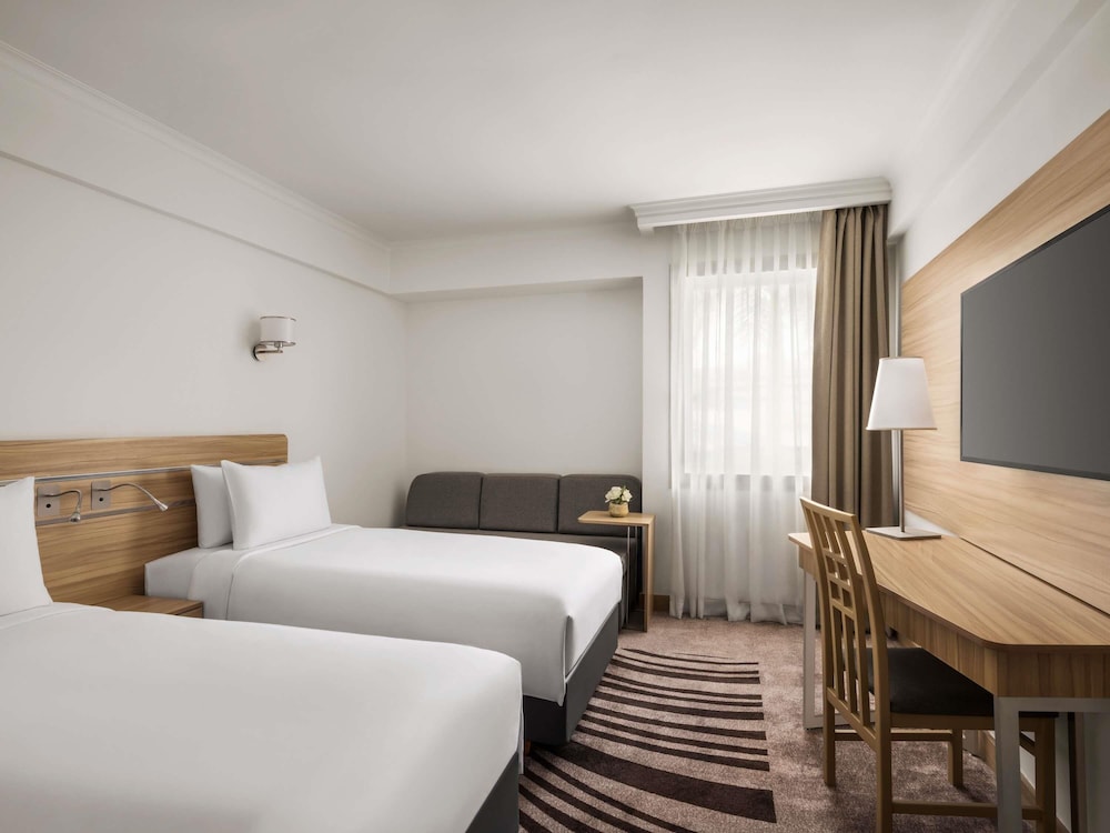SUPERIOR ROOM with 2 single beds del hotel Novotel Cairo Airport