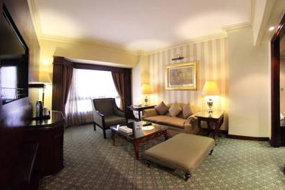Suite 3 habitaciones del hotel Pyramisa Suites Cairo