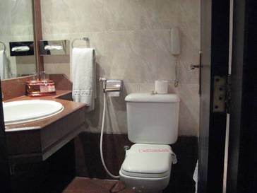 Suite 3 habitaciones del hotel Pyramisa Suites Cairo. Foto 1