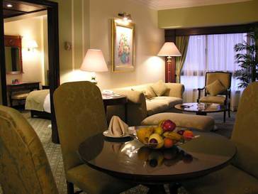 Suite 3 habitaciones del hotel Pyramisa Suites Cairo. Foto 4