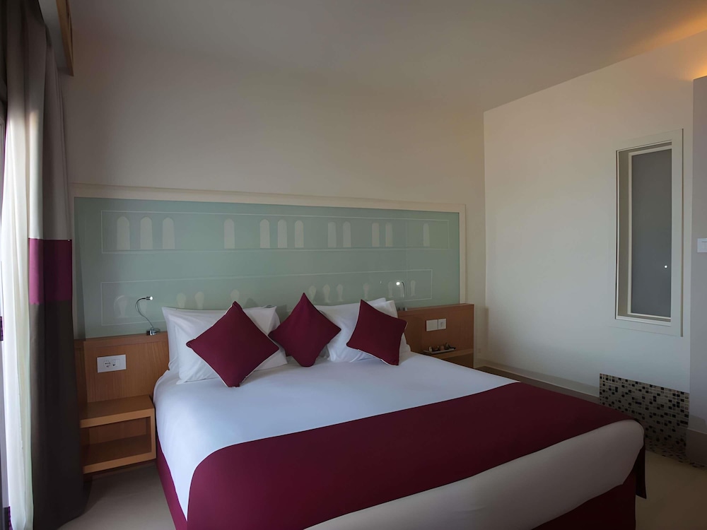 Habitación Estándar con 1 cama doble, Vistas al Jardín del hotel Mercure Hurghada. Foto 5