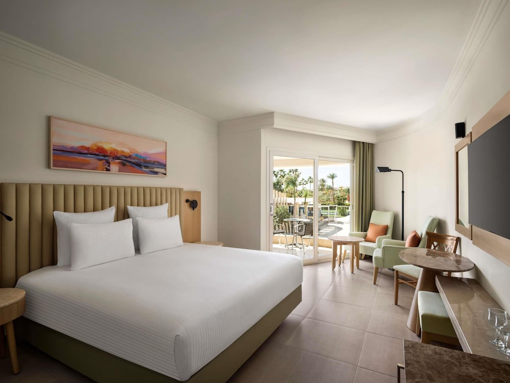 Habitación Superior con 1 cama doble, lado jardín (Ala Beach) del hotel Novotel Sharm El-sheikh