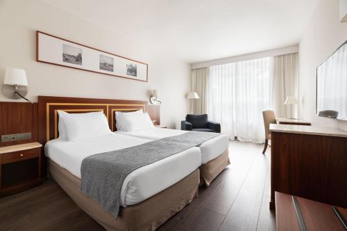 Habitación Doble - 1 o 2 camas del hotel Eurostars Ciudad de la Coruña. Foto 1