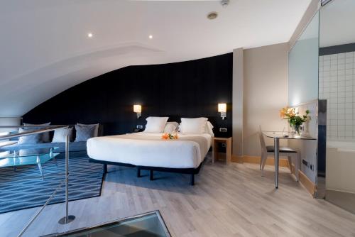 Suite Junior del hotel Plaza. Foto 7