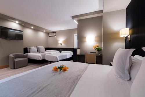 Habitación Familiar del hotel Plaza. Foto 5