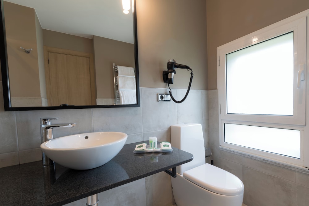 Habitación individual del hotel Avenida. Foto 3