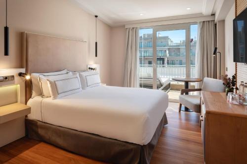 Habitación Familiar del hotel Melia Maria Pita. Foto 14
