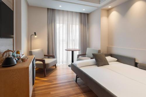 Habitación Familiar del hotel Melia Maria Pita. Foto 15