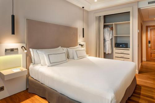 Habitación Premium con vistas al mar del hotel Melia Maria Pita. Foto 13