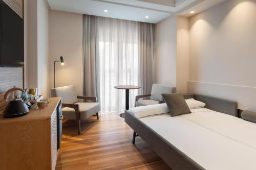 Habitación Familiar del hotel Melia Maria Pita. Foto 20