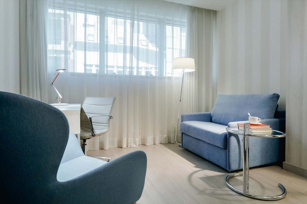 Habitación superior del hotel Hesperia A Coruña Centro. Foto 5