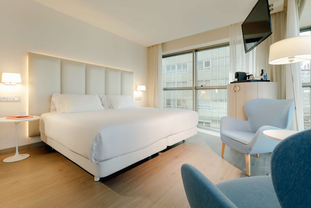 Habitación Deluxe del hotel Hesperia A Coruña Centro