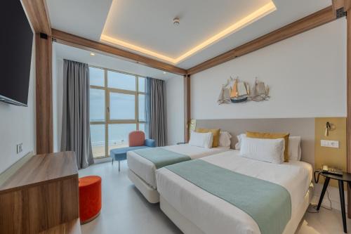Habitación Superior con vistas al mar - 2 camas individuales del hotel Faranda Rías Altas. Foto 5