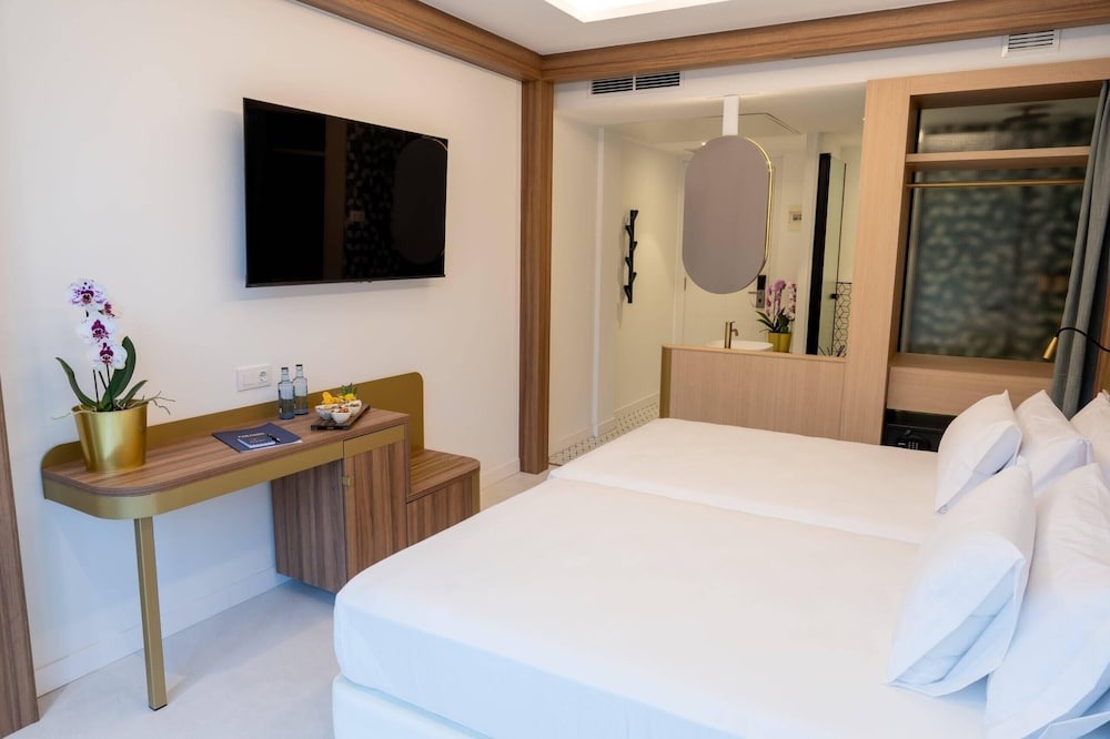 Habitación Superior 2 camas, vista Rías del hotel Faranda Rías Altas. Foto 9