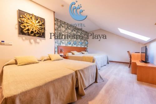 Habitación Cuádruple (cama doble + 2 camas supletorias) del hotel Norat Palmeira Playa. Foto 6