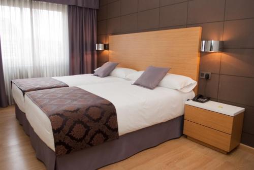 Oferta Especial - Habitación Doble - 1 o 2 camas del hotel Universal. Foto 2
