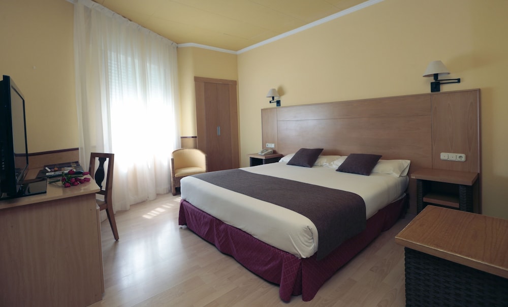 Habitación estándar del hotel Spa Congreso. Foto 2
