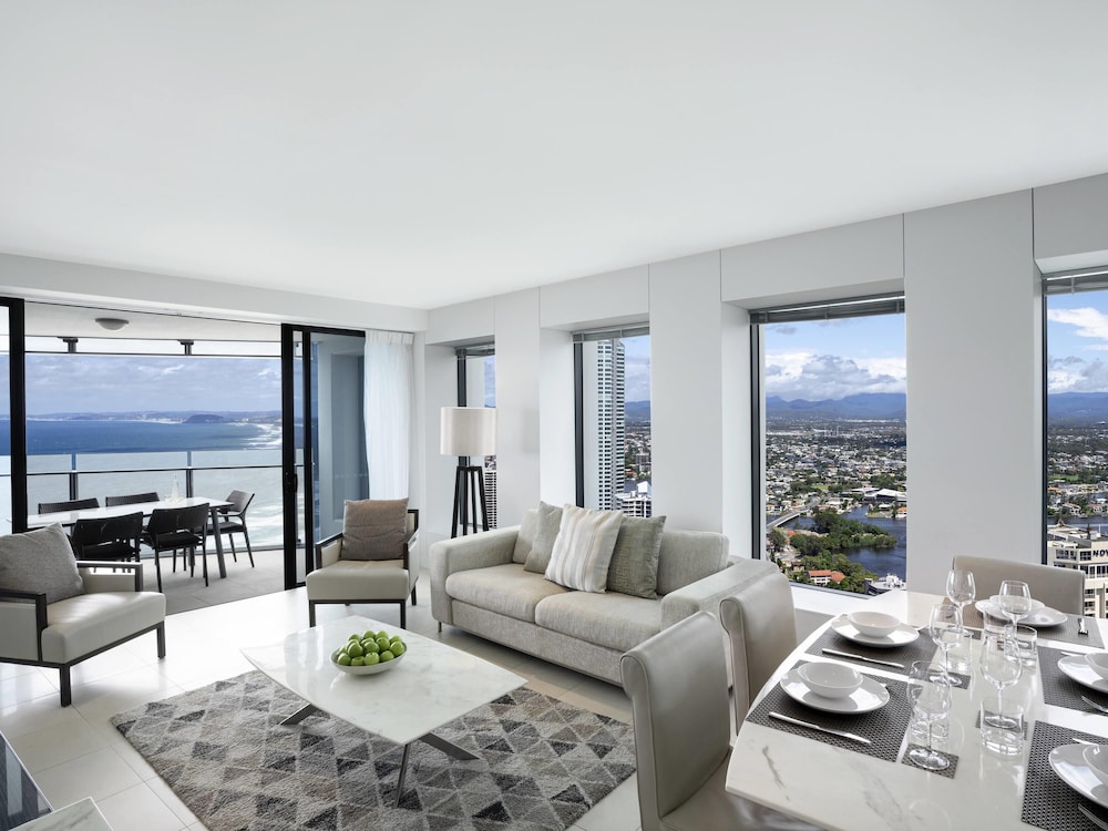 Apartamento de 3 dormitorios con vistas al cielo del hotel PEPPERS SOUL SURFERS PARADISE