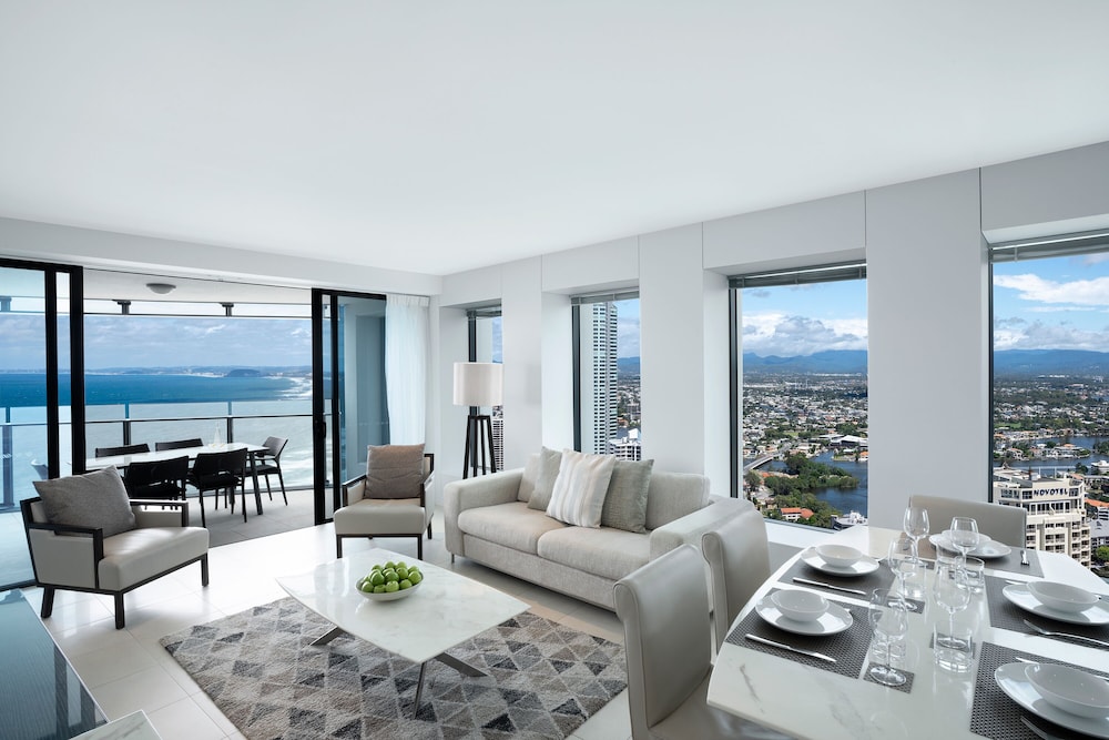Apartamento de 3 dormitorios con vistas al cielo del hotel PEPPERS SOUL SURFERS PARADISE. Foto 6